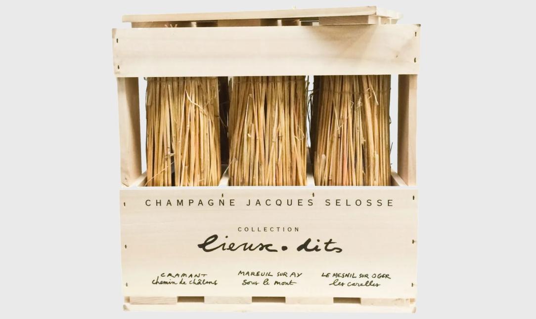 Wooden wine case of Jacques Selosse Lieux Dits wine